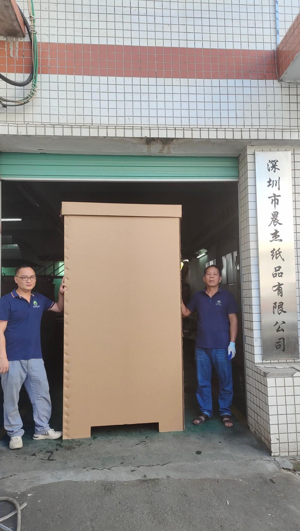 UN重型纸箱实物(高度2米以上,单箱承重3-5吨,免熏蒸、免IPPC标识)